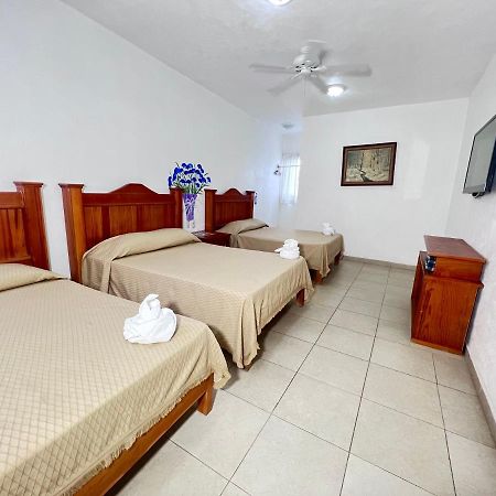Hotel Quinta De La Rosa Cuautla  المظهر الخارجي الصورة