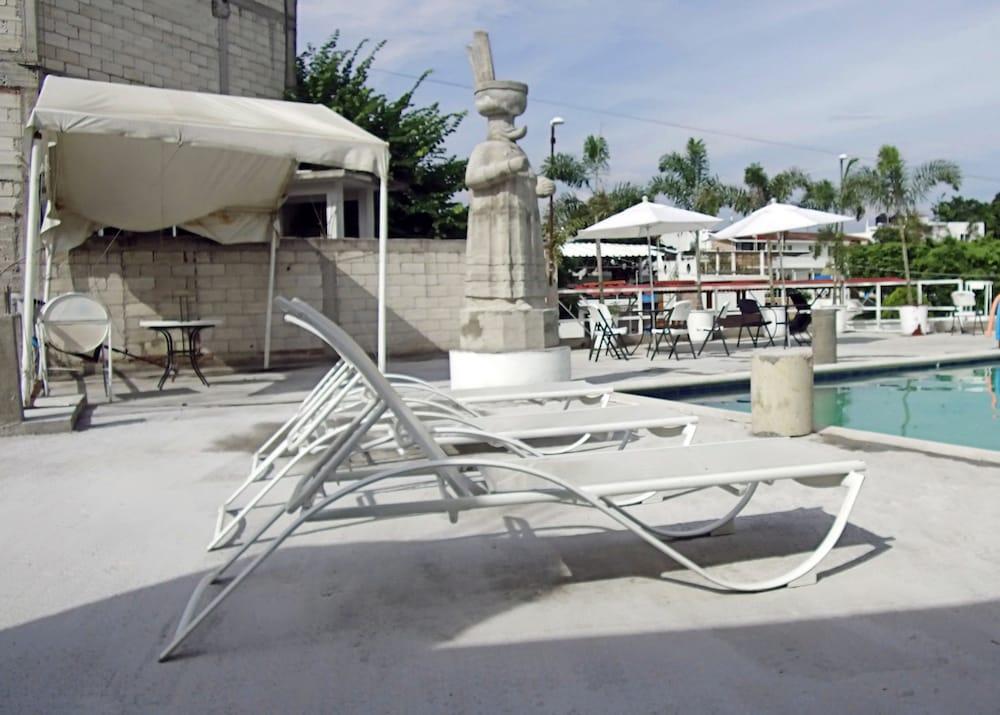 Hotel Quinta De La Rosa Cuautla  المظهر الخارجي الصورة