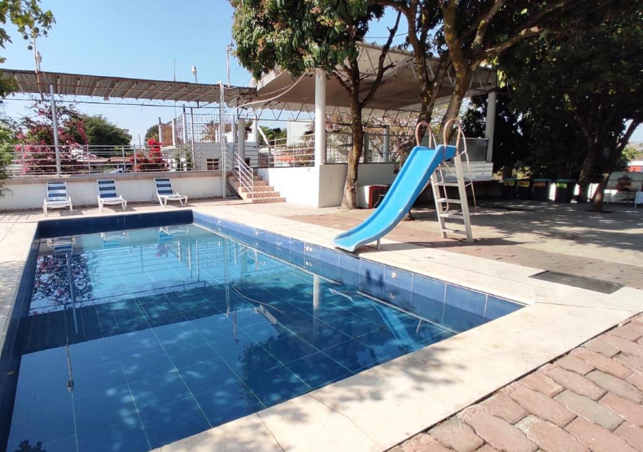 Hotel Quinta De La Rosa Cuautla  المظهر الخارجي الصورة