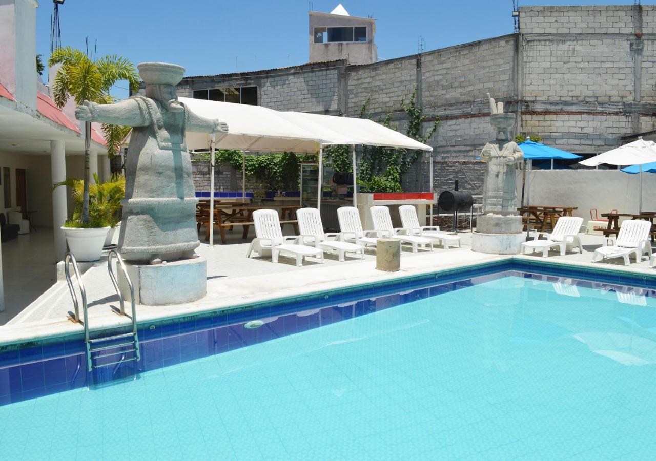 Hotel Quinta De La Rosa Cuautla  المظهر الخارجي الصورة
