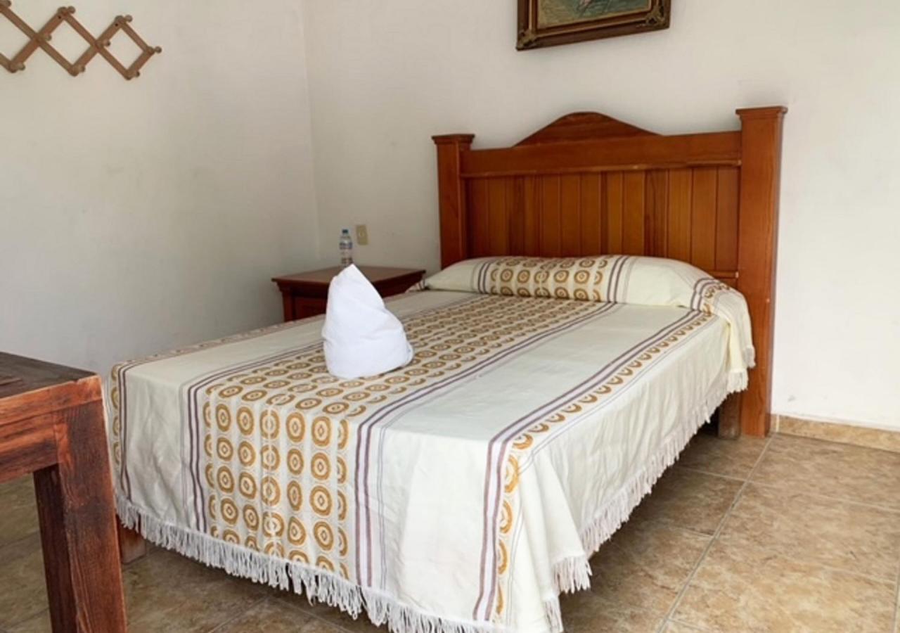 Hotel Quinta De La Rosa Cuautla  المظهر الخارجي الصورة