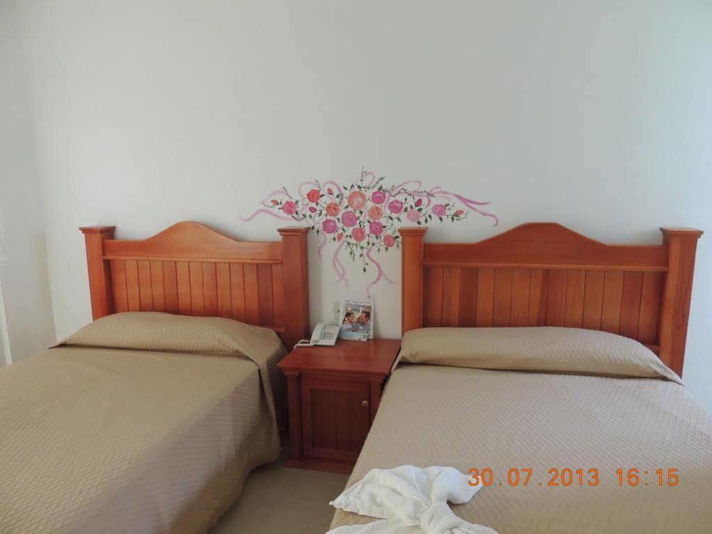 Hotel Quinta De La Rosa Cuautla  المظهر الخارجي الصورة